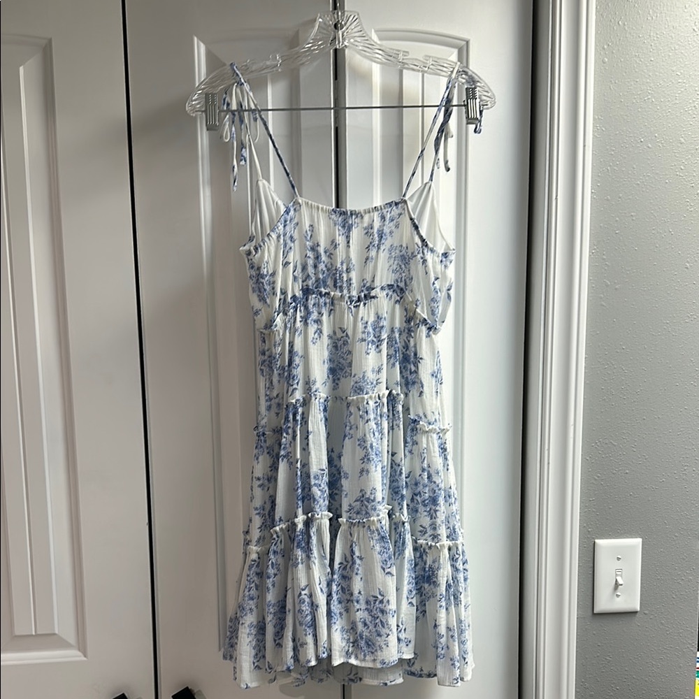 Blu Pepper Floral Blue and White Summer Dress - Picture 2 of 2